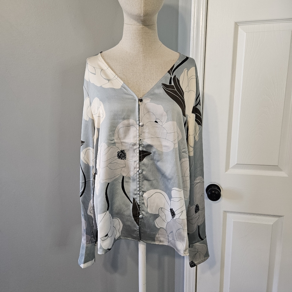 NWT Ann Taylor Floral Blouse - Light Blue and White